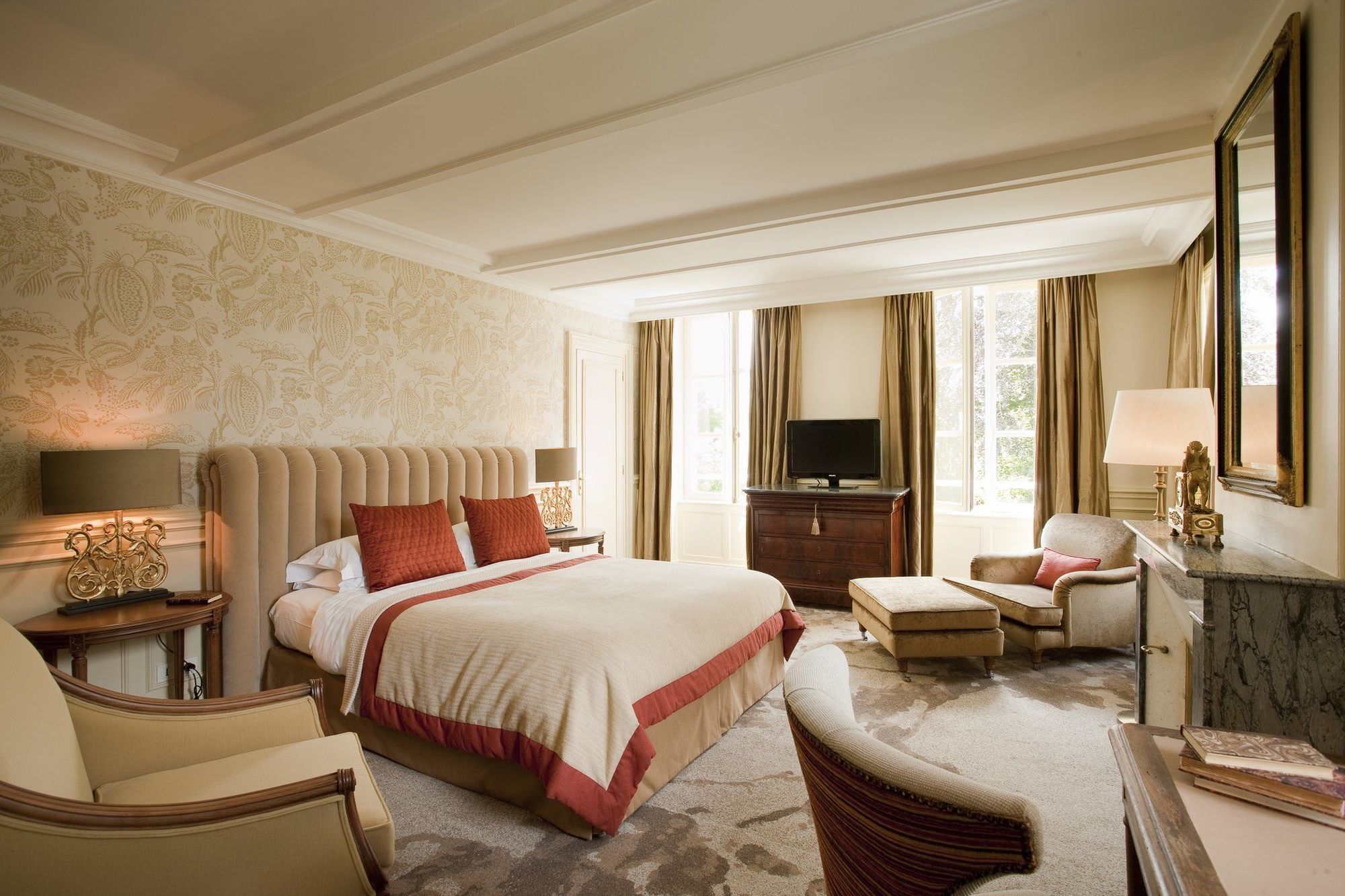 舍尼维尔城堡酒店 贝桑于潘港 客房 照片